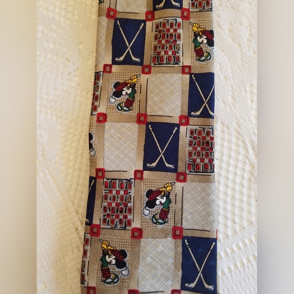 Disney Mickey & Co Mickey Mouse  Golf Tie 100% Silk Made in Italy - Picture 6 of 7